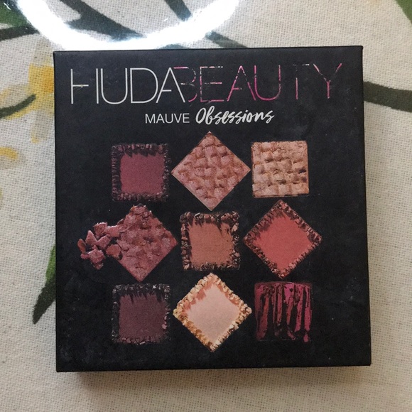 HUDA BEAUTY Obsessions Eyeshadow Palette: Mauve - Picture 2 of 2